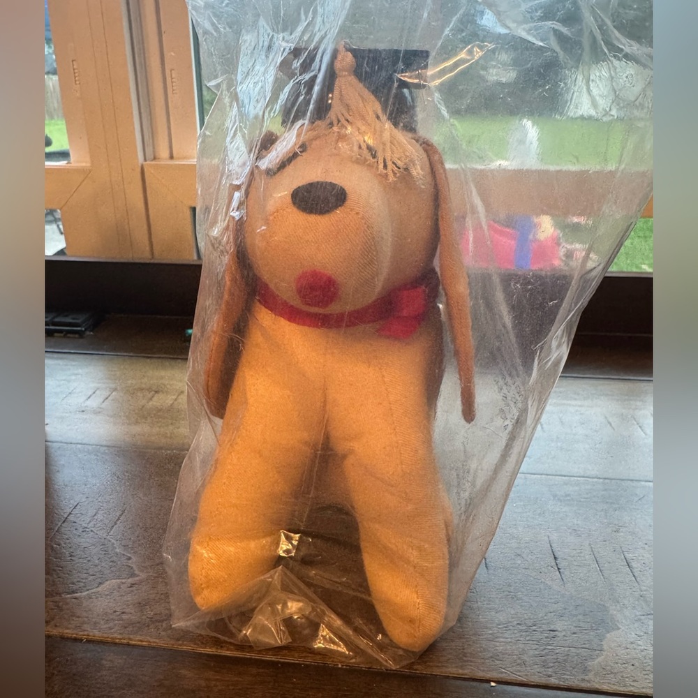 Avon 1980’s Autograph Hound Stuffed Dog